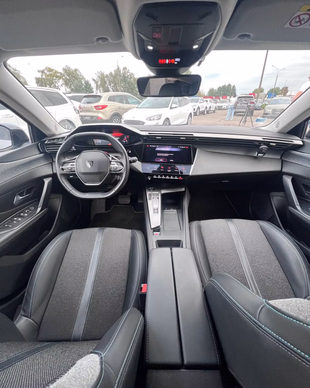 Peugeot 308 фото 9