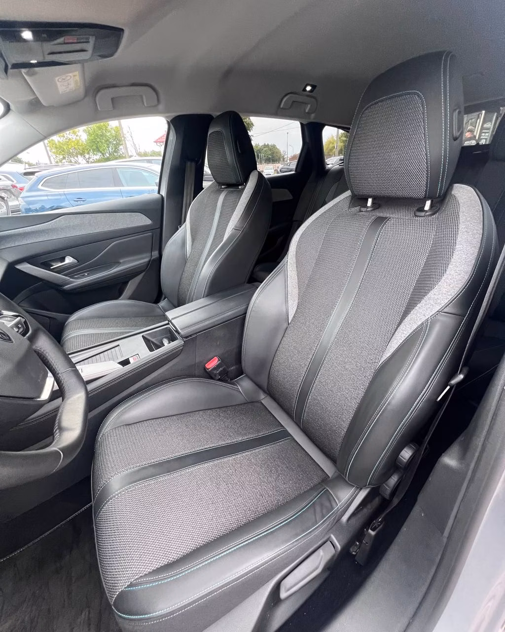 Peugeot 308 фото 10