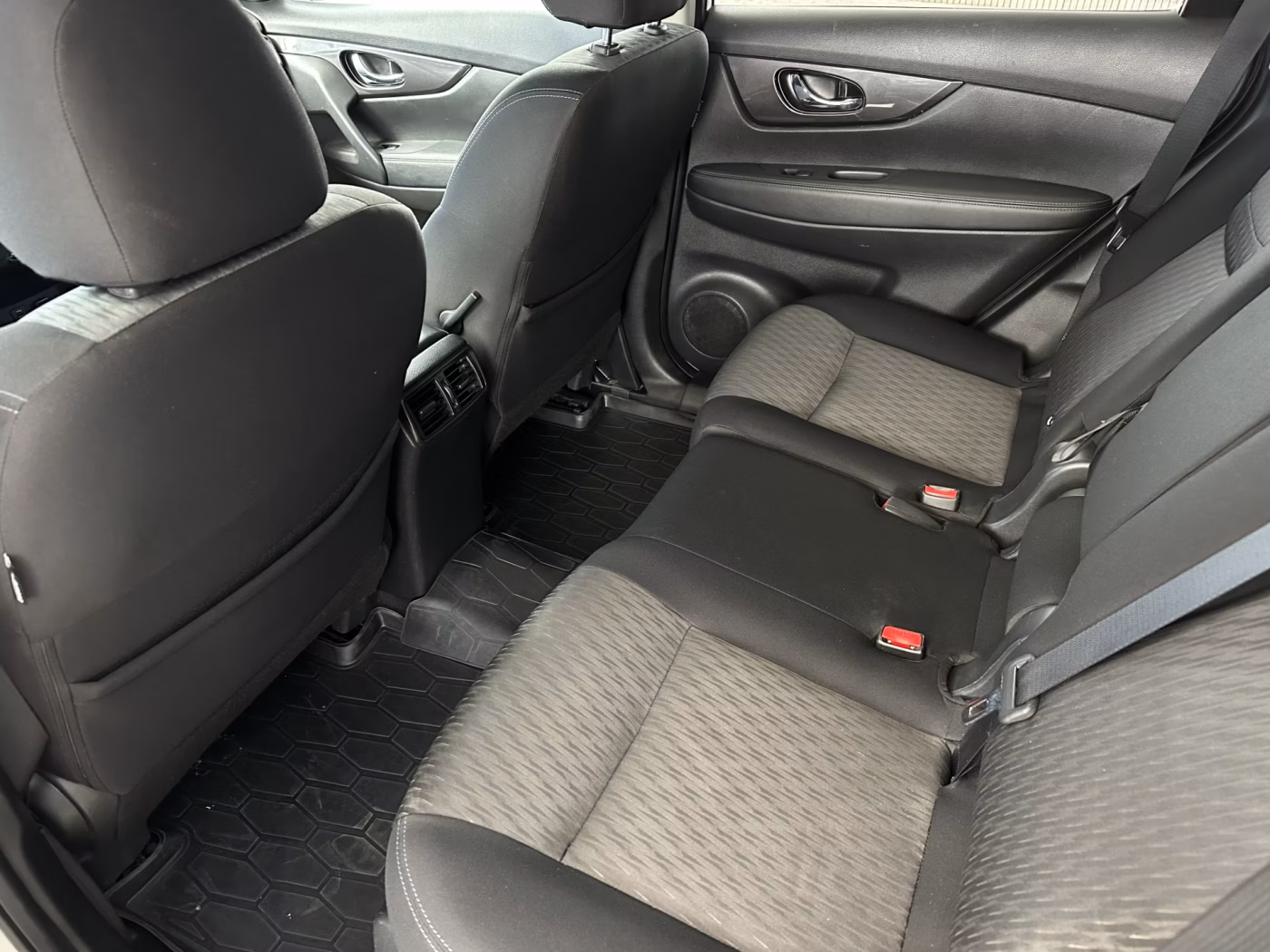 Nissan X-Trail фото 18
