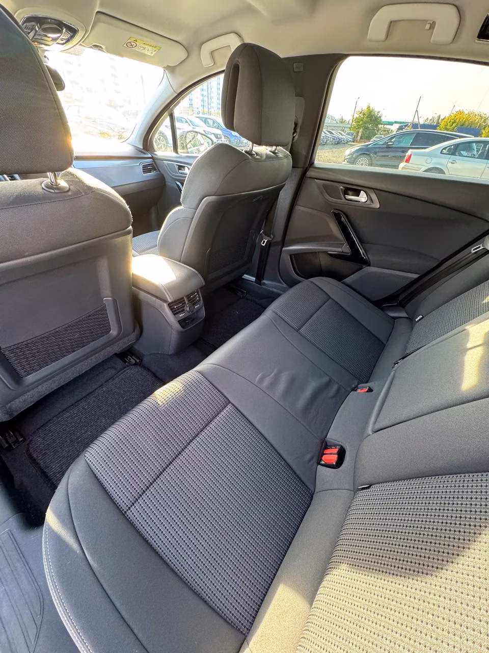Peugeot 508 фото 11
