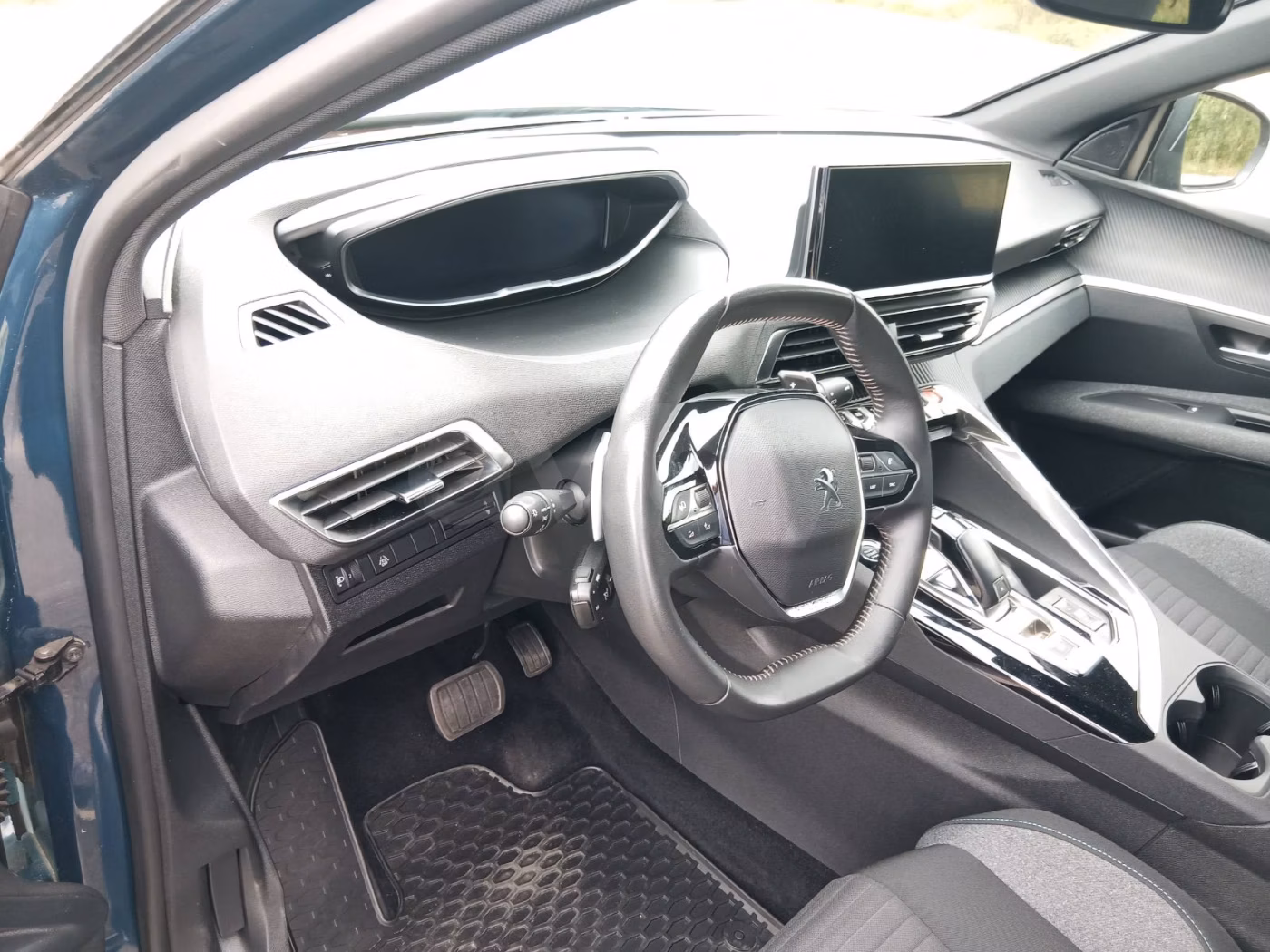 Peugeot 3008 фото 13