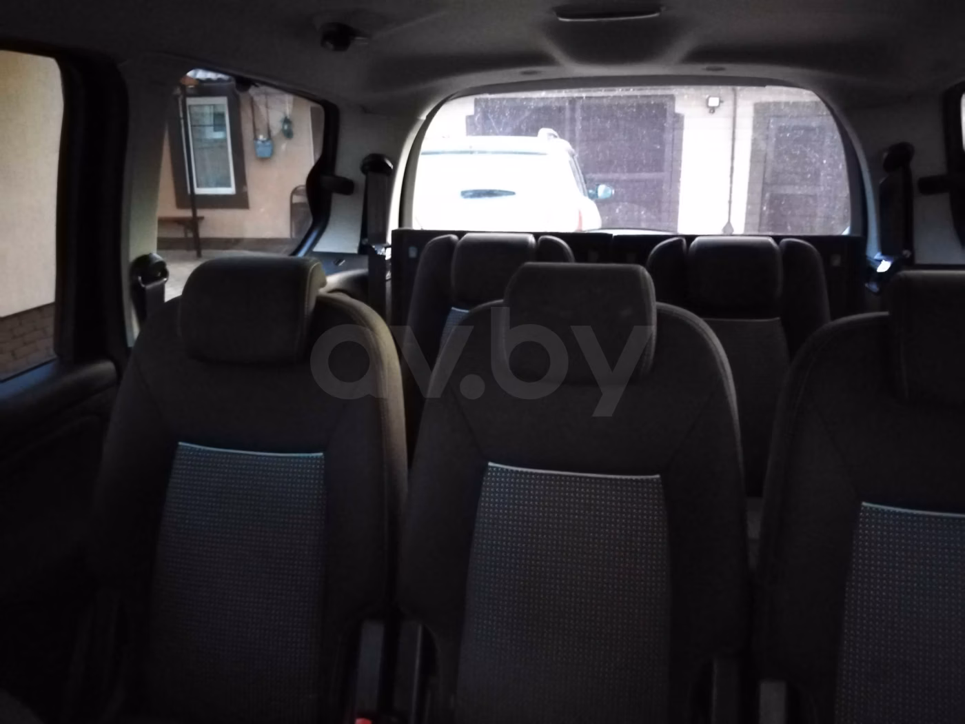 Ford Galaxy фото 3