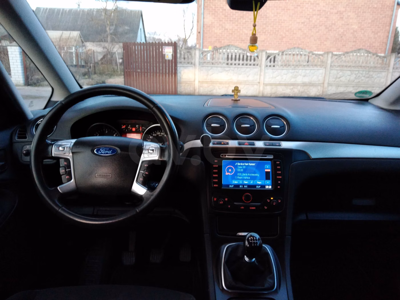 Ford Galaxy фото 4