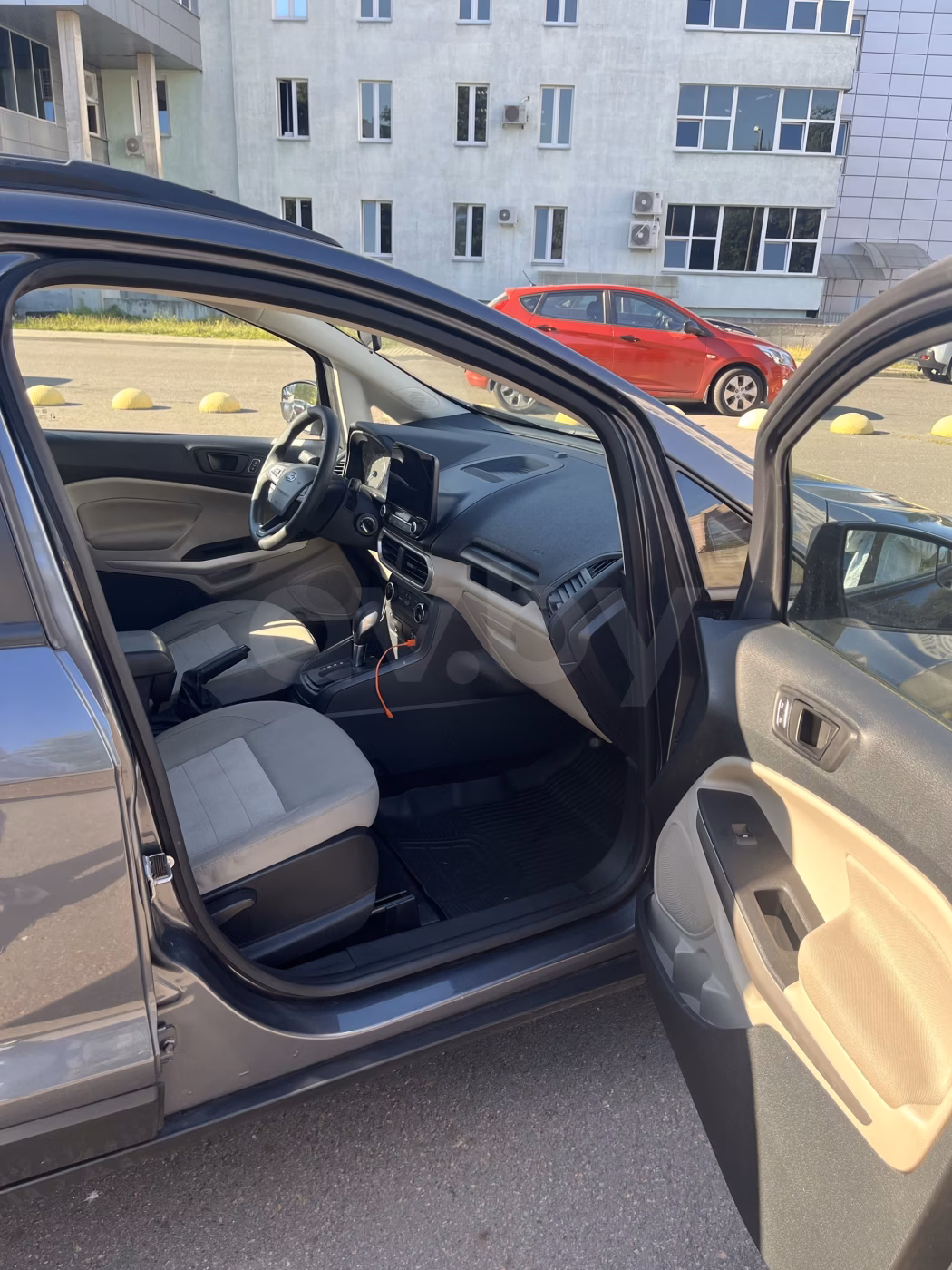 Ford EcoSport фото 10