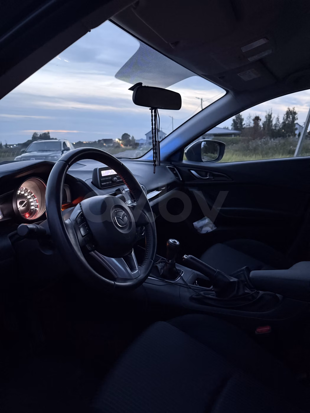 Mazda 3 фото 11