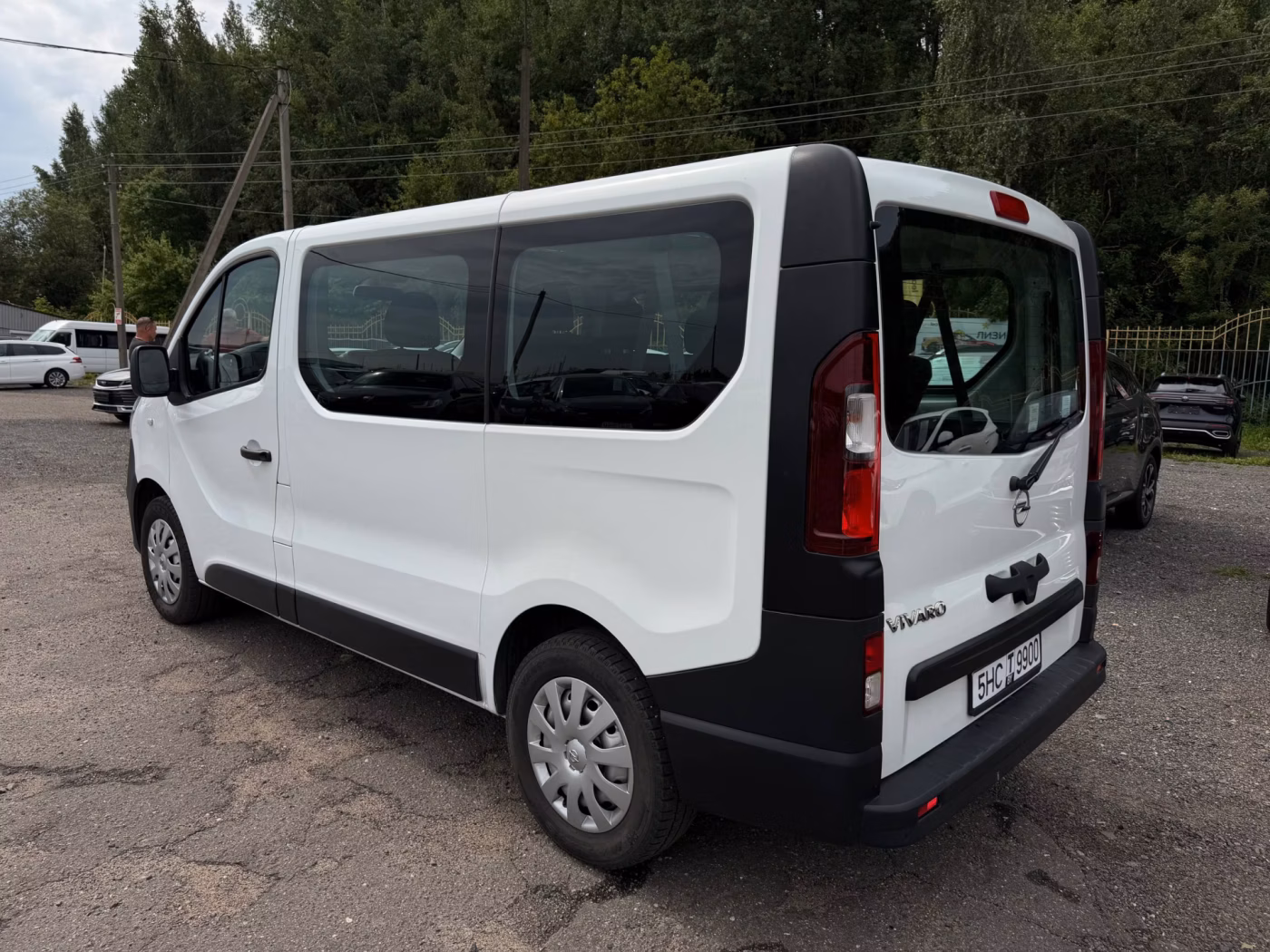 Opel Vivaro фото 9