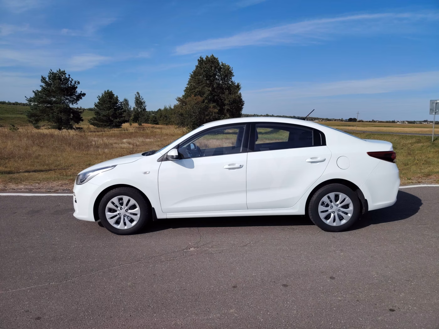 Kia Rio фото 5