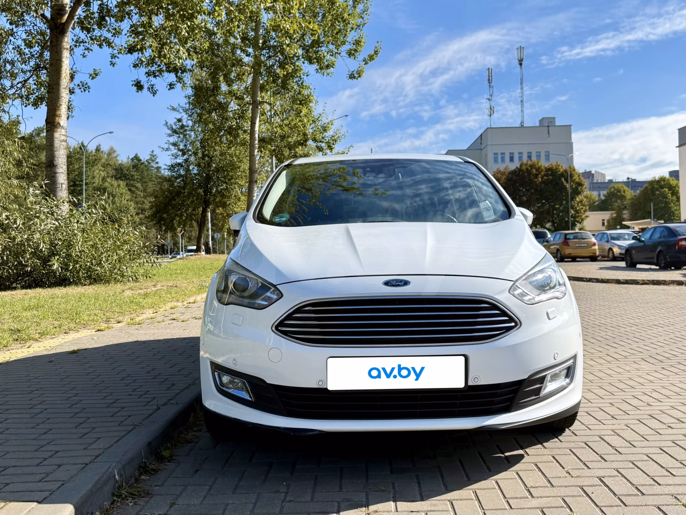 Ford Grand C-Max фото 2