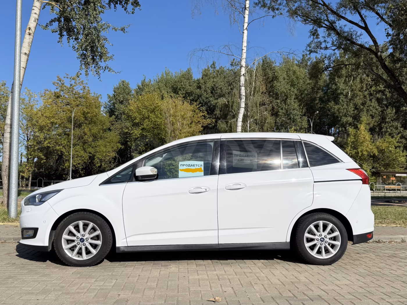 Ford Grand C-Max фото 3