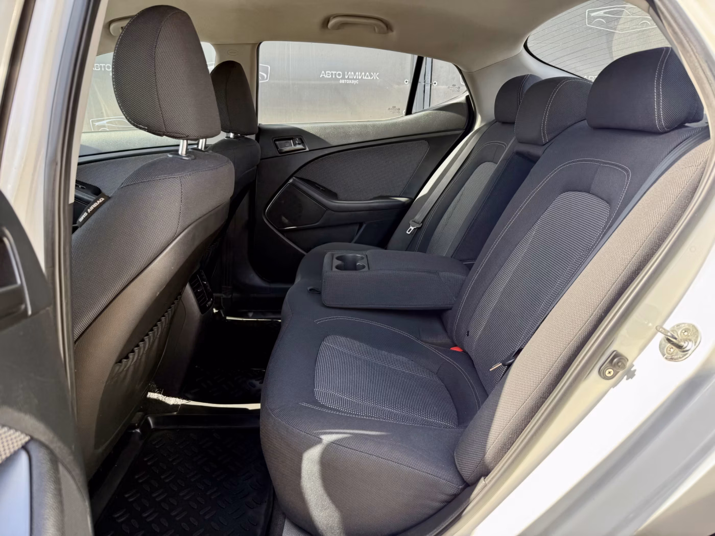 Kia Optima фото 26