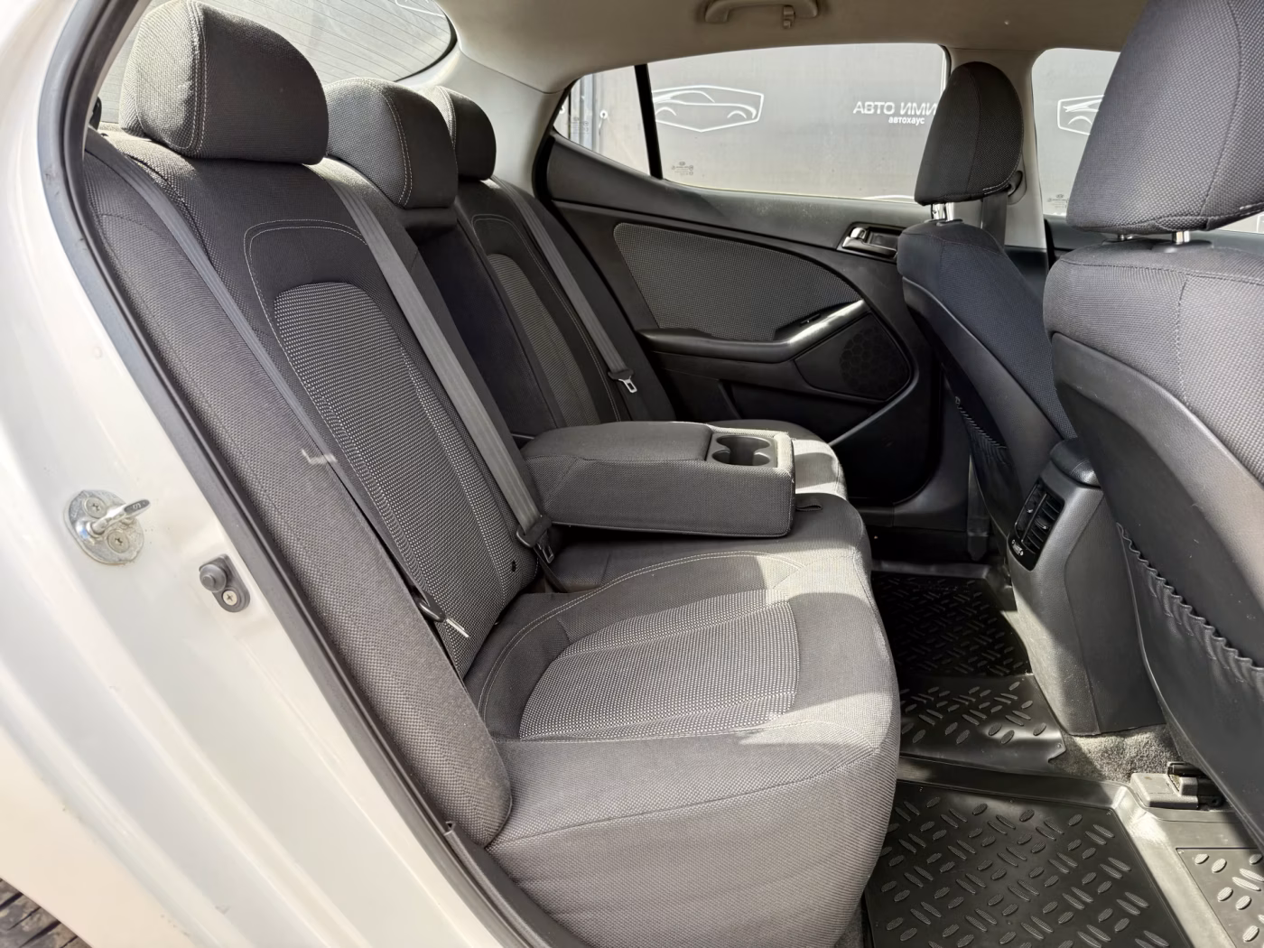 Kia Optima фото 27