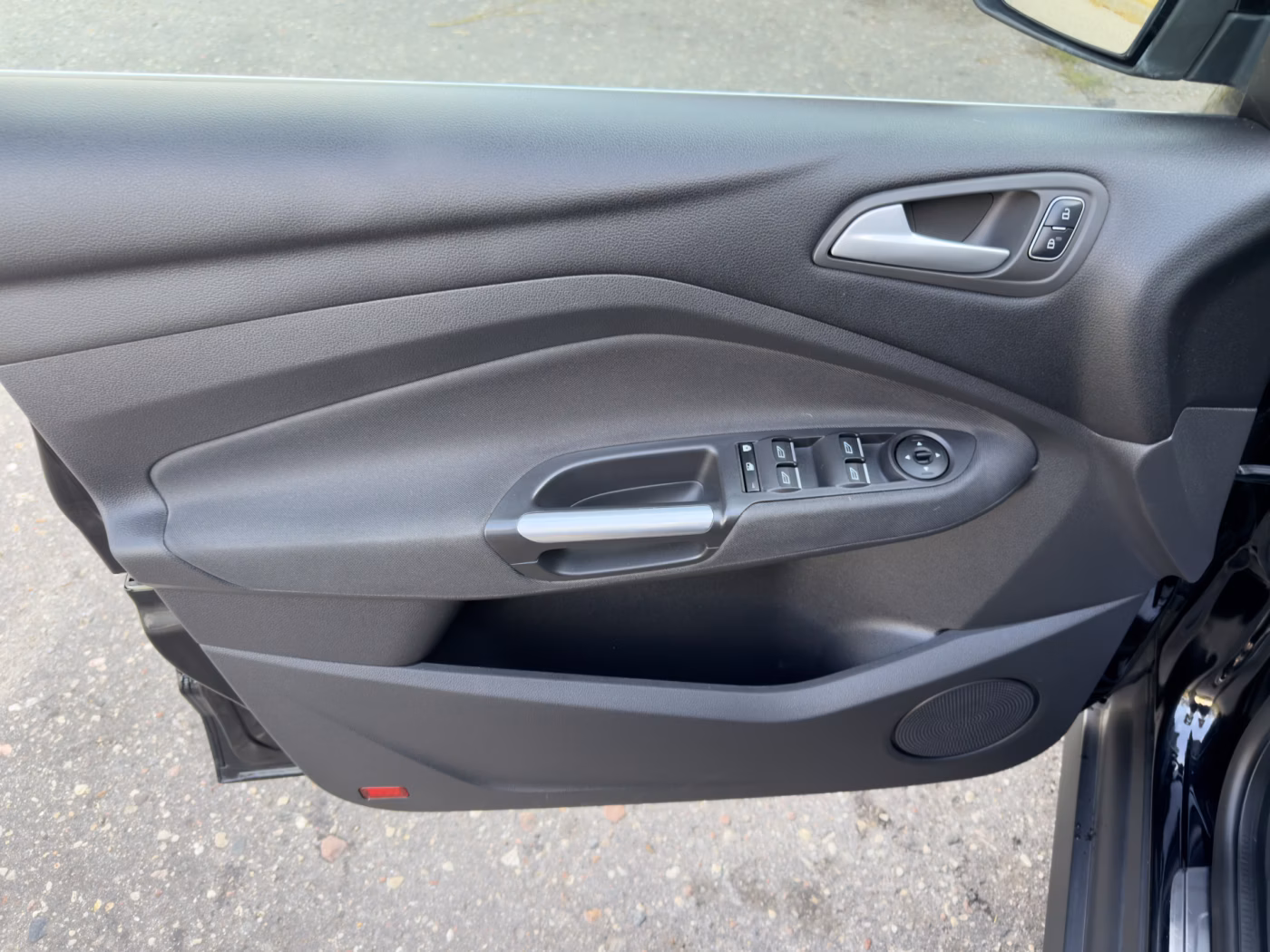 Ford C-MAX фото 9