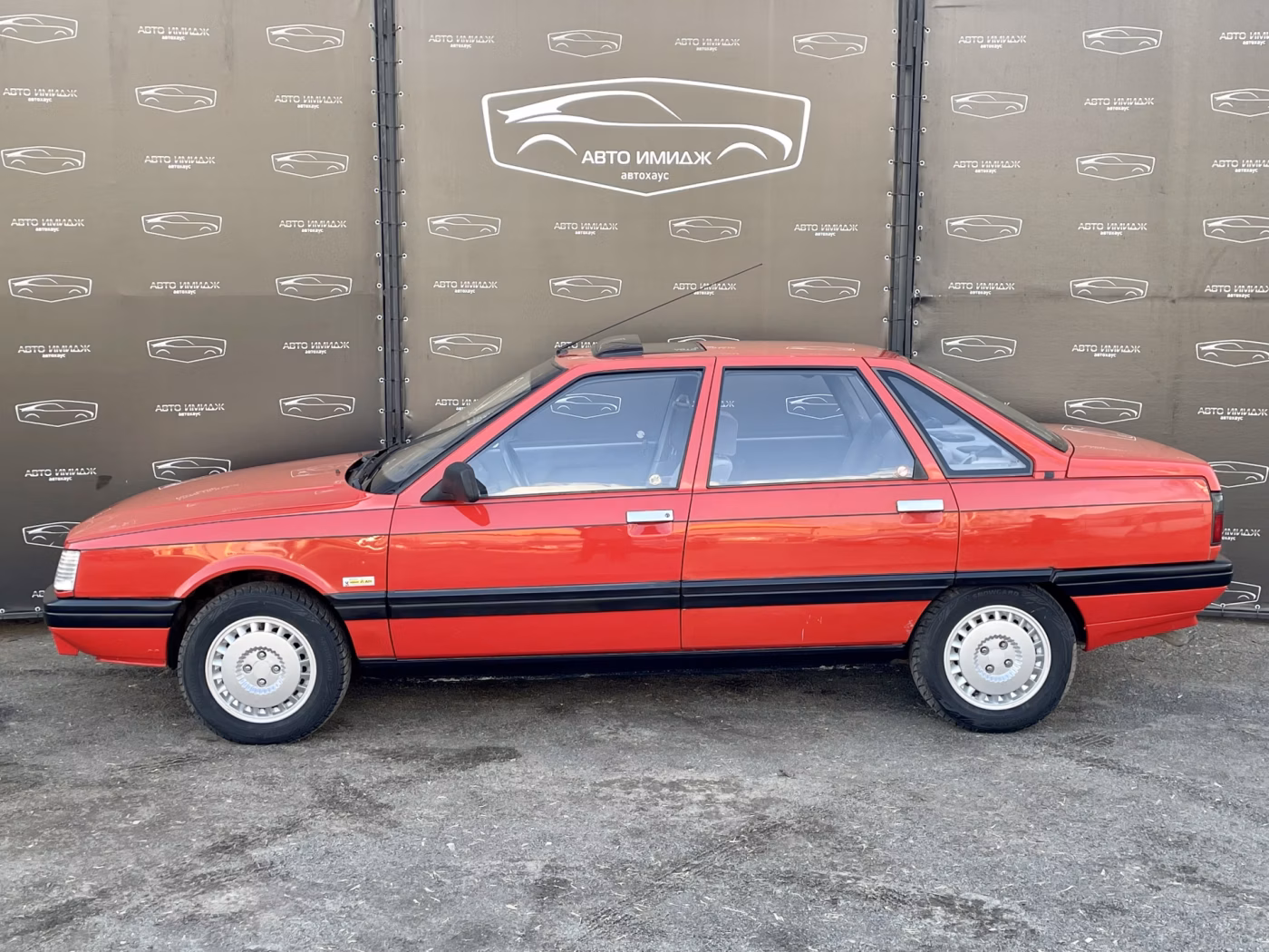 Renault 21 фото 6
