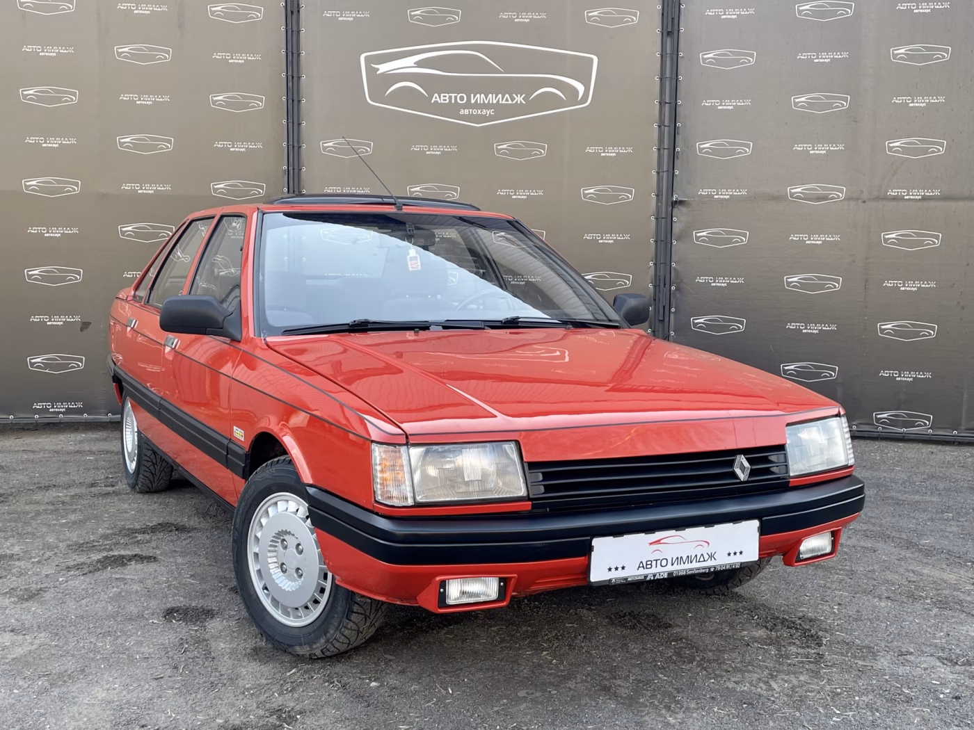 Renault 21