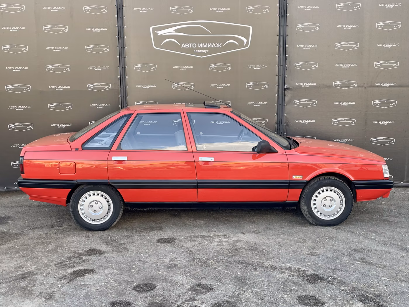 Renault 21 фото 8