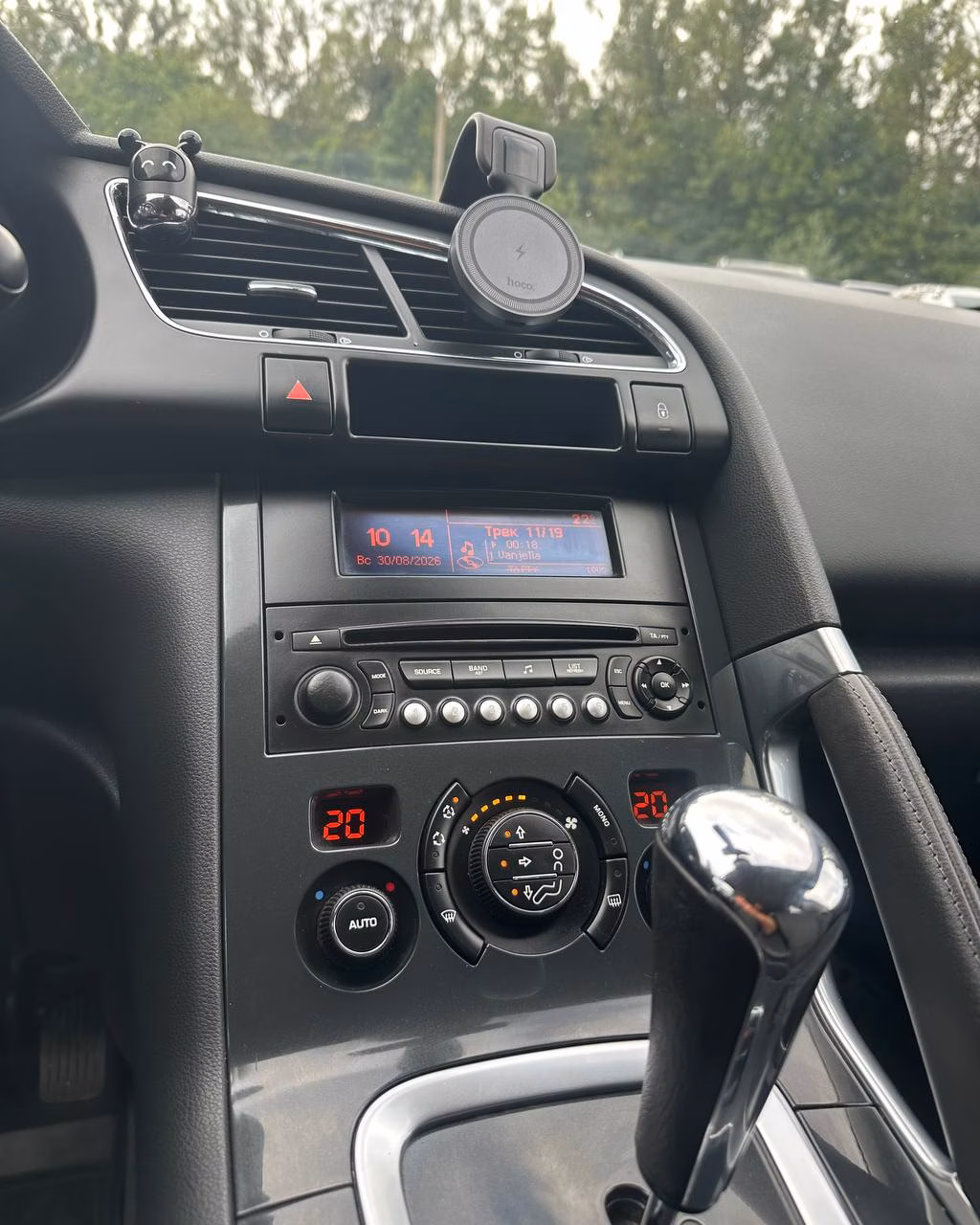 Peugeot 3008 фото 10