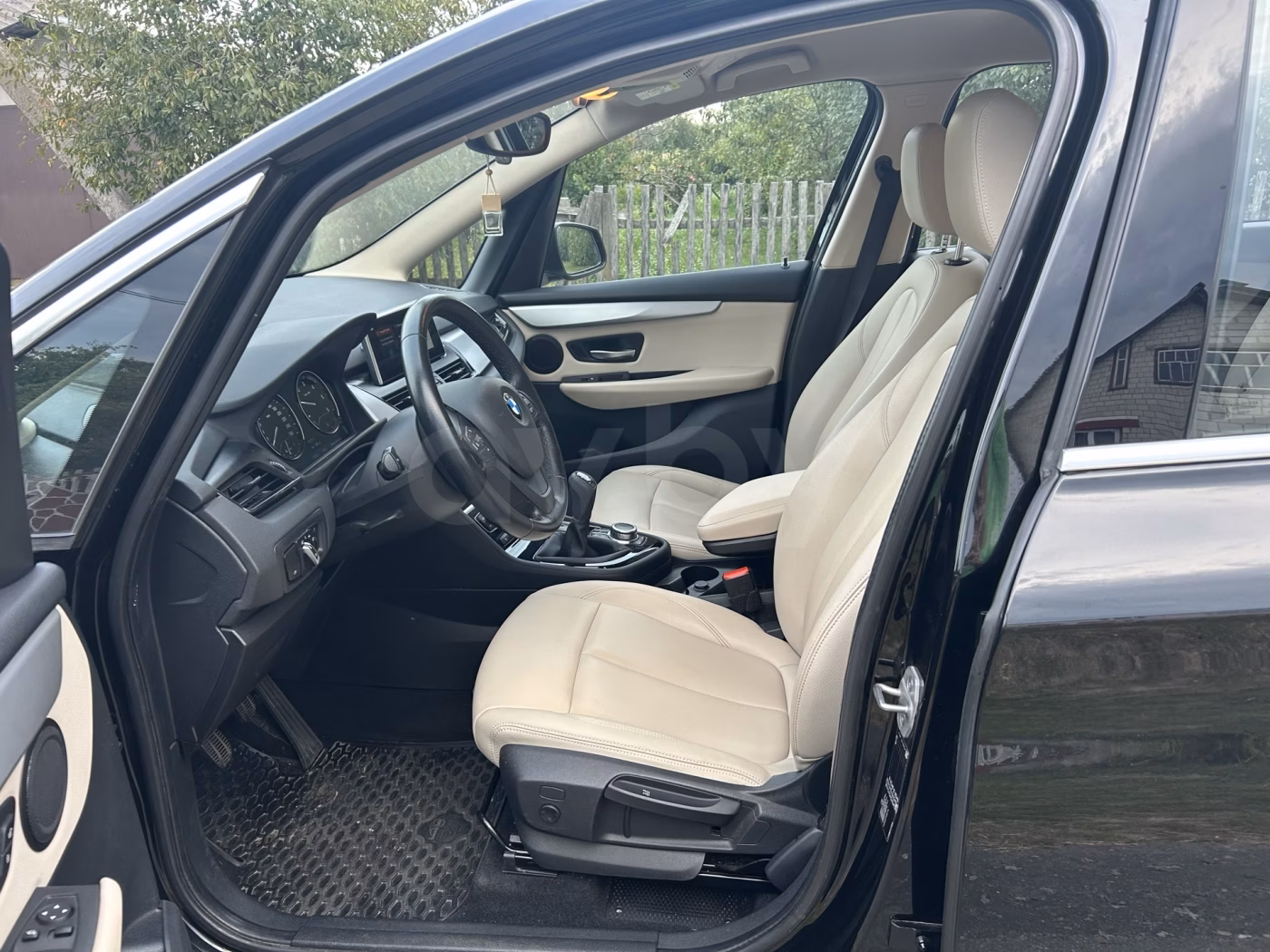 BMW 2 серия Gran Tourer фото 10