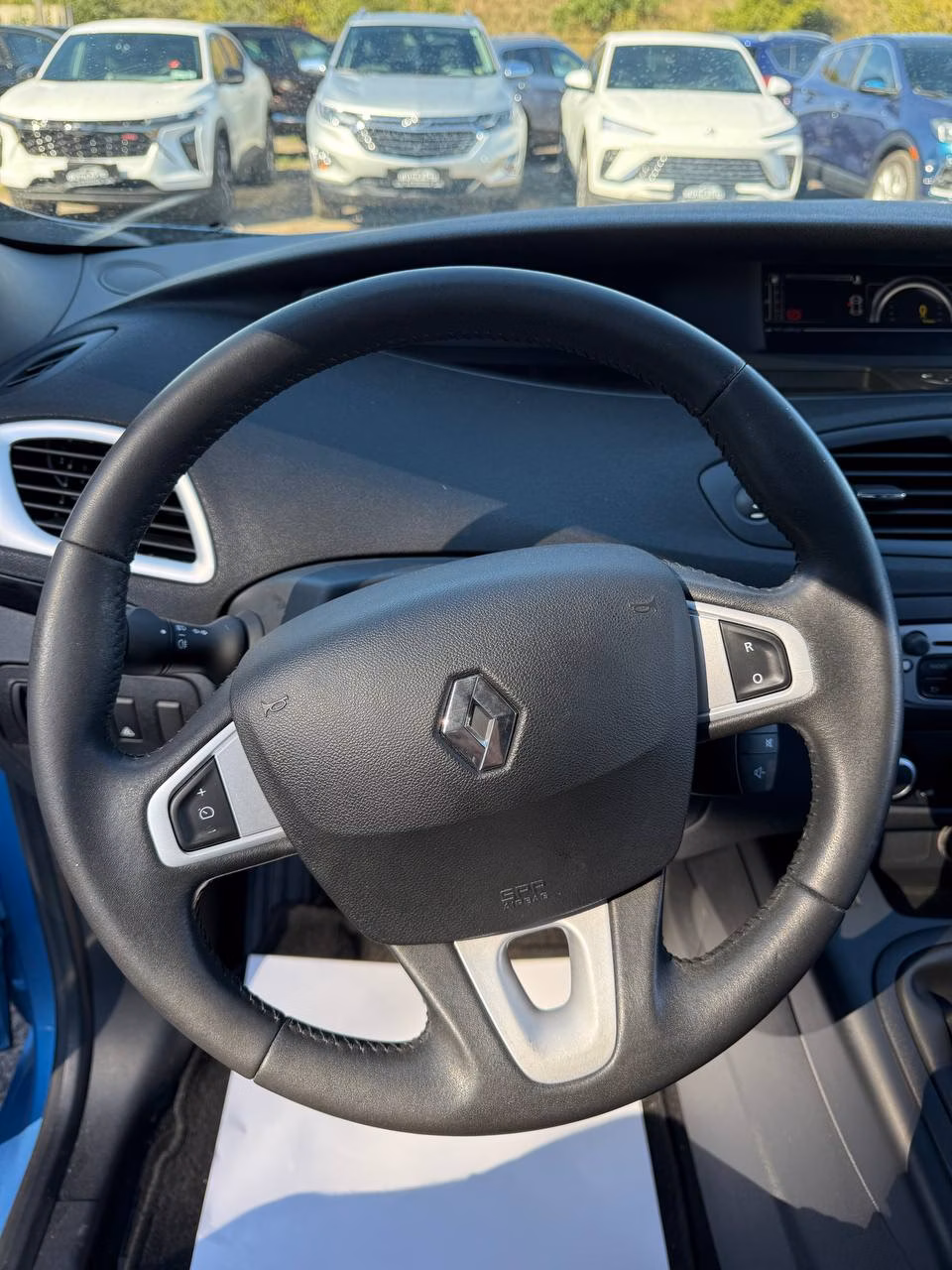 Renault Scenic фото 12