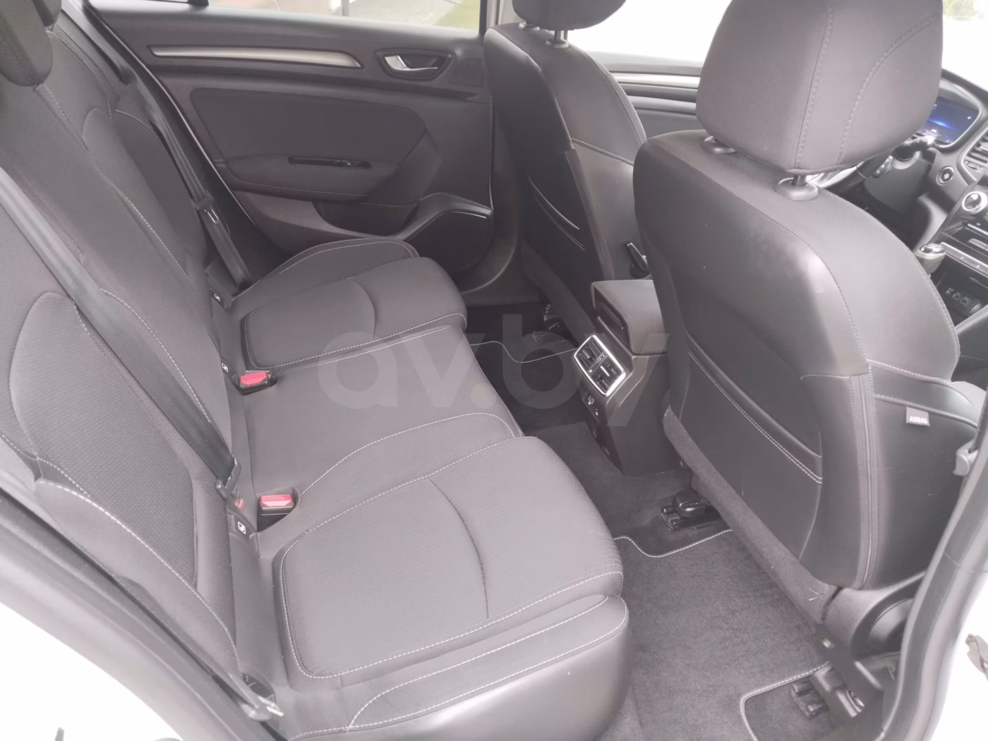 Renault Megane фото 8