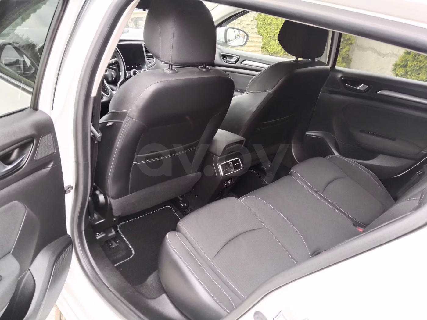 Renault Megane фото 10