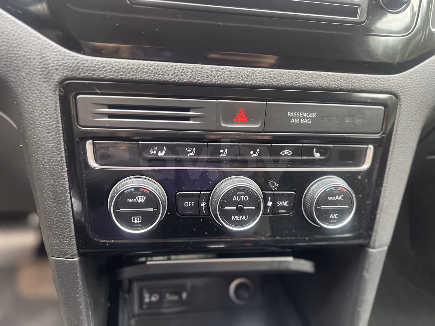 Volkswagen Golf Sportsvan фото 22