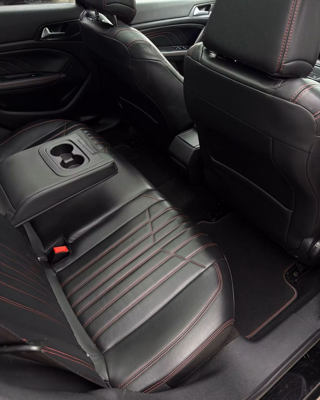 Peugeot 308 фото 14