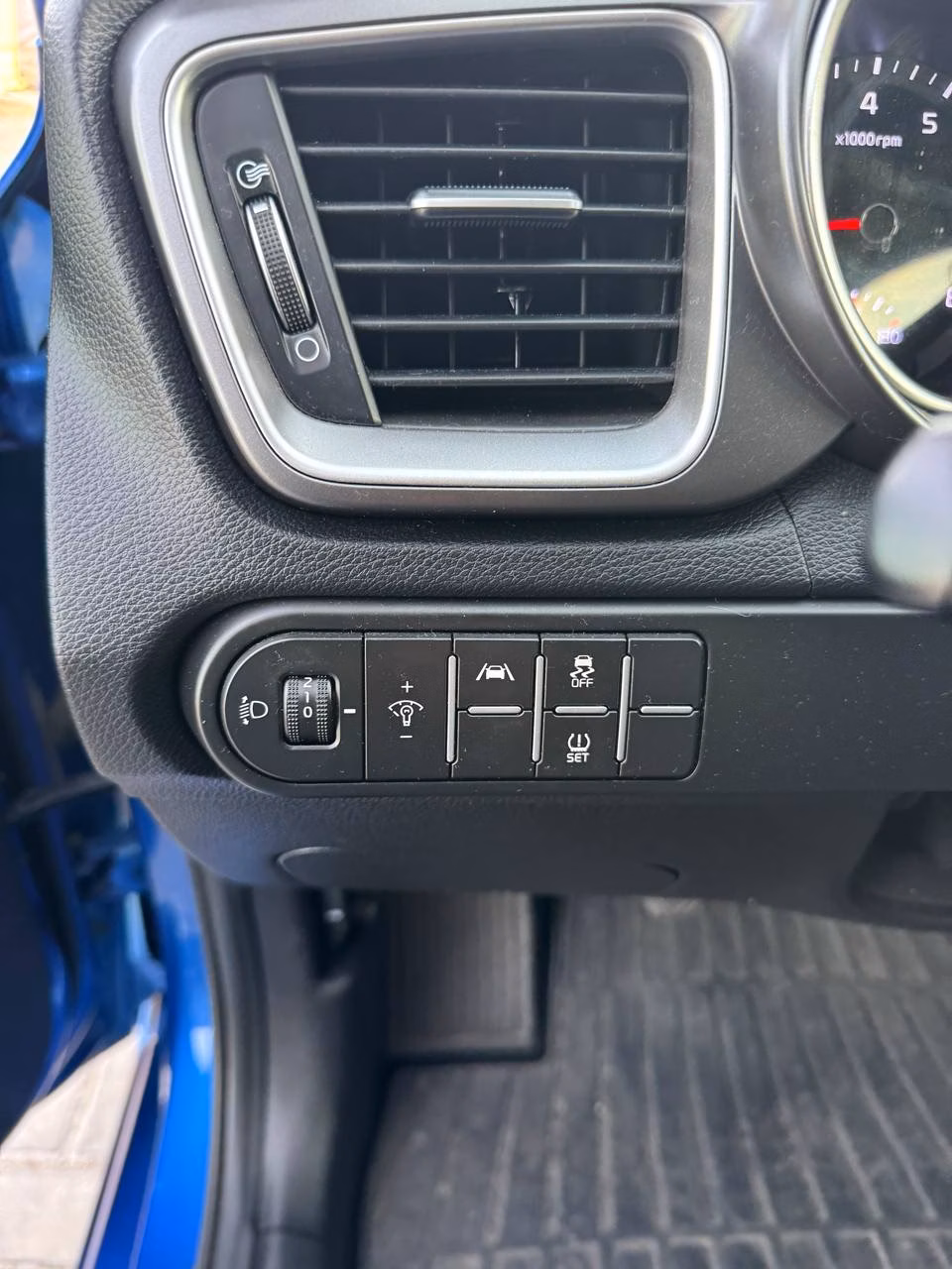 Kia Cee'd фото 16