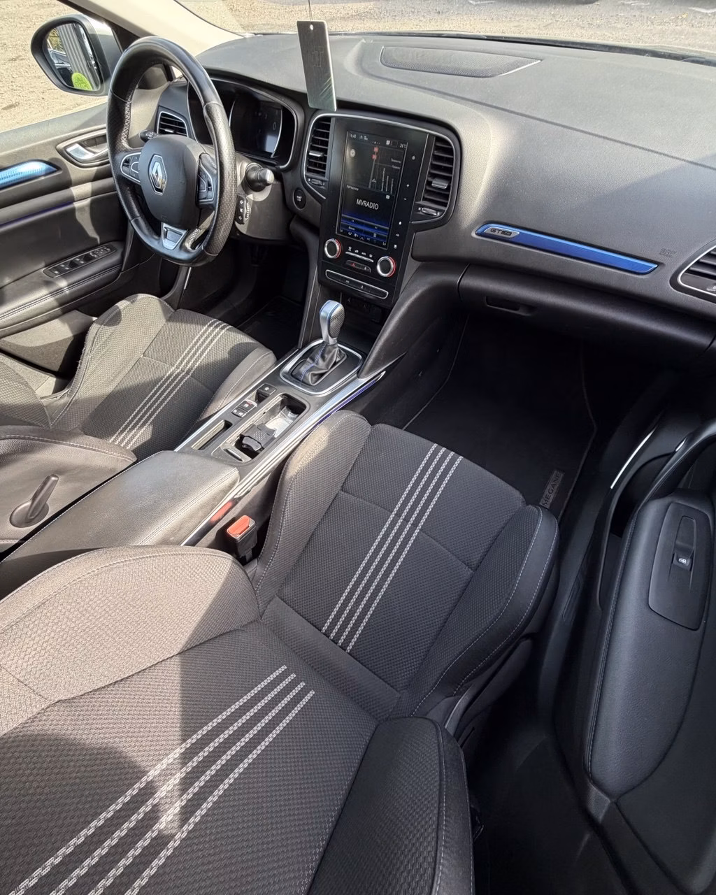 Renault Megane фото 10