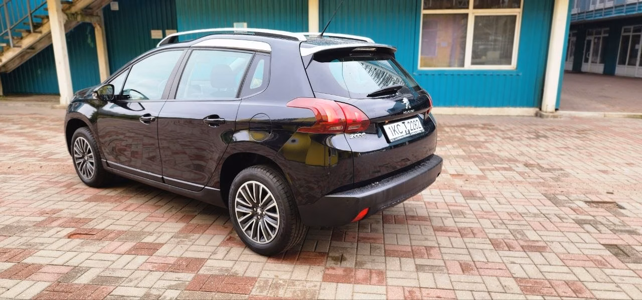 Peugeot 2008 фото 4