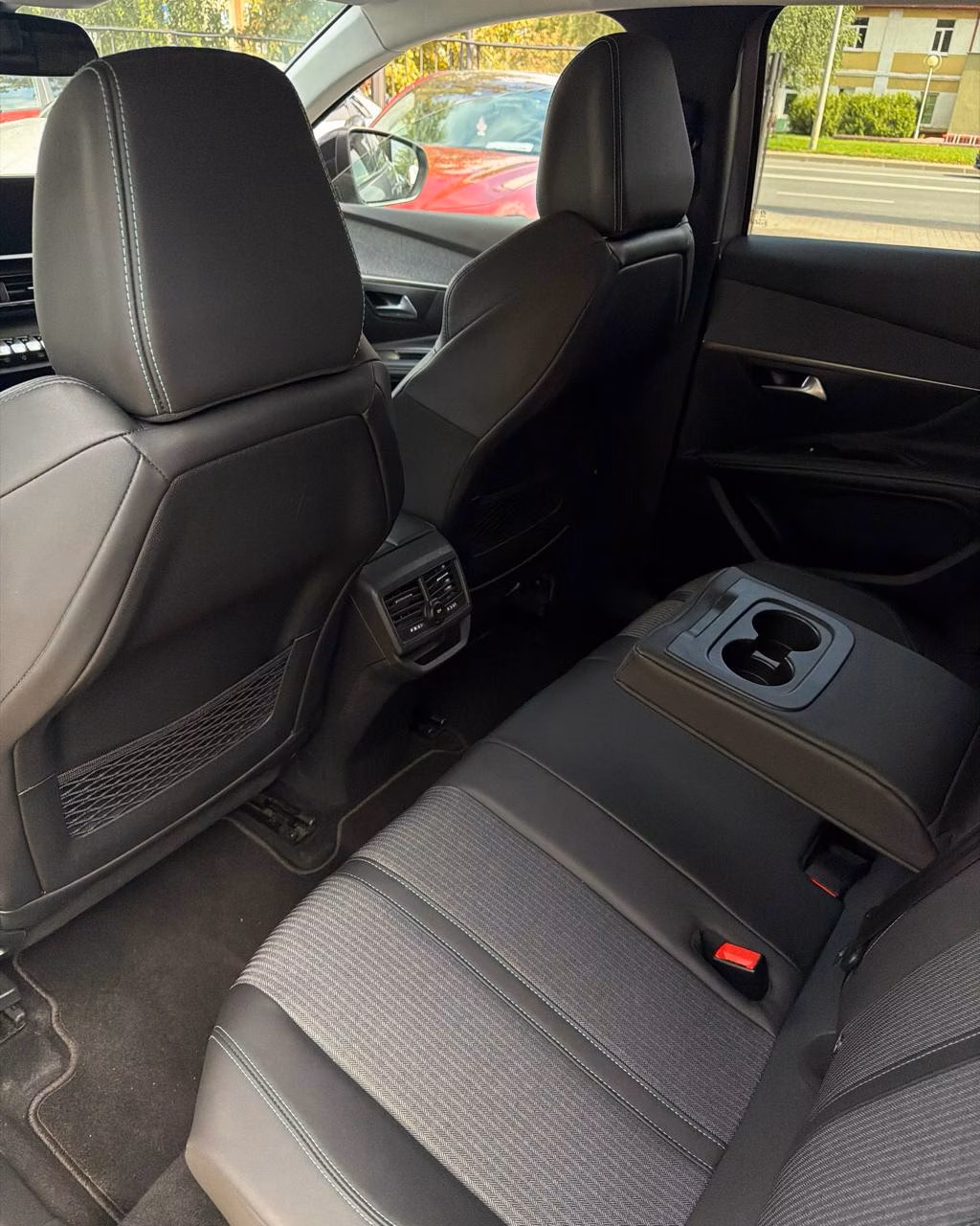 Peugeot 3008 фото 13