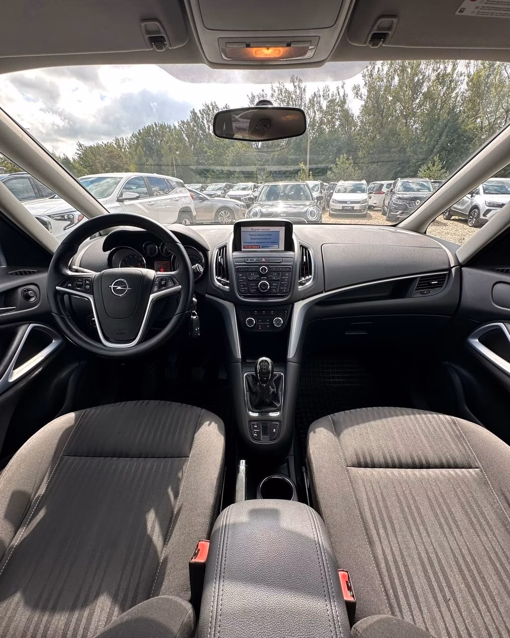 Opel Zafira фото 9
