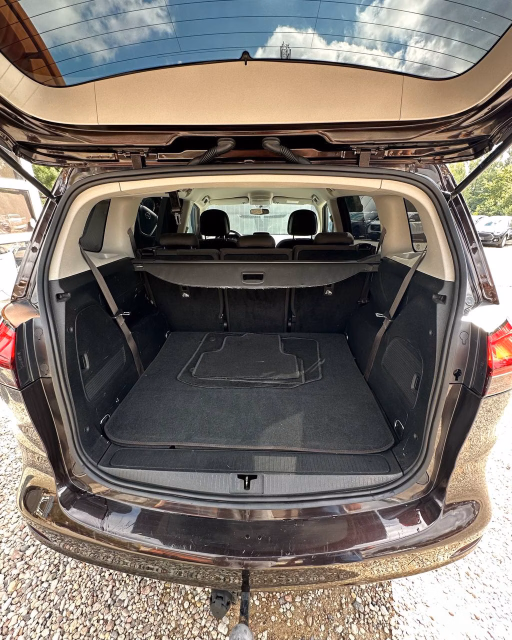 Opel Zafira фото 12