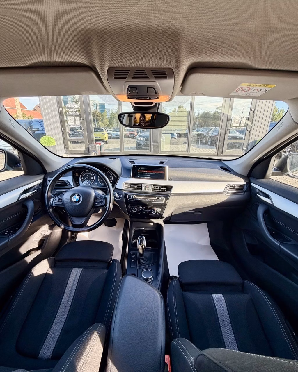BMW X1 фото 7