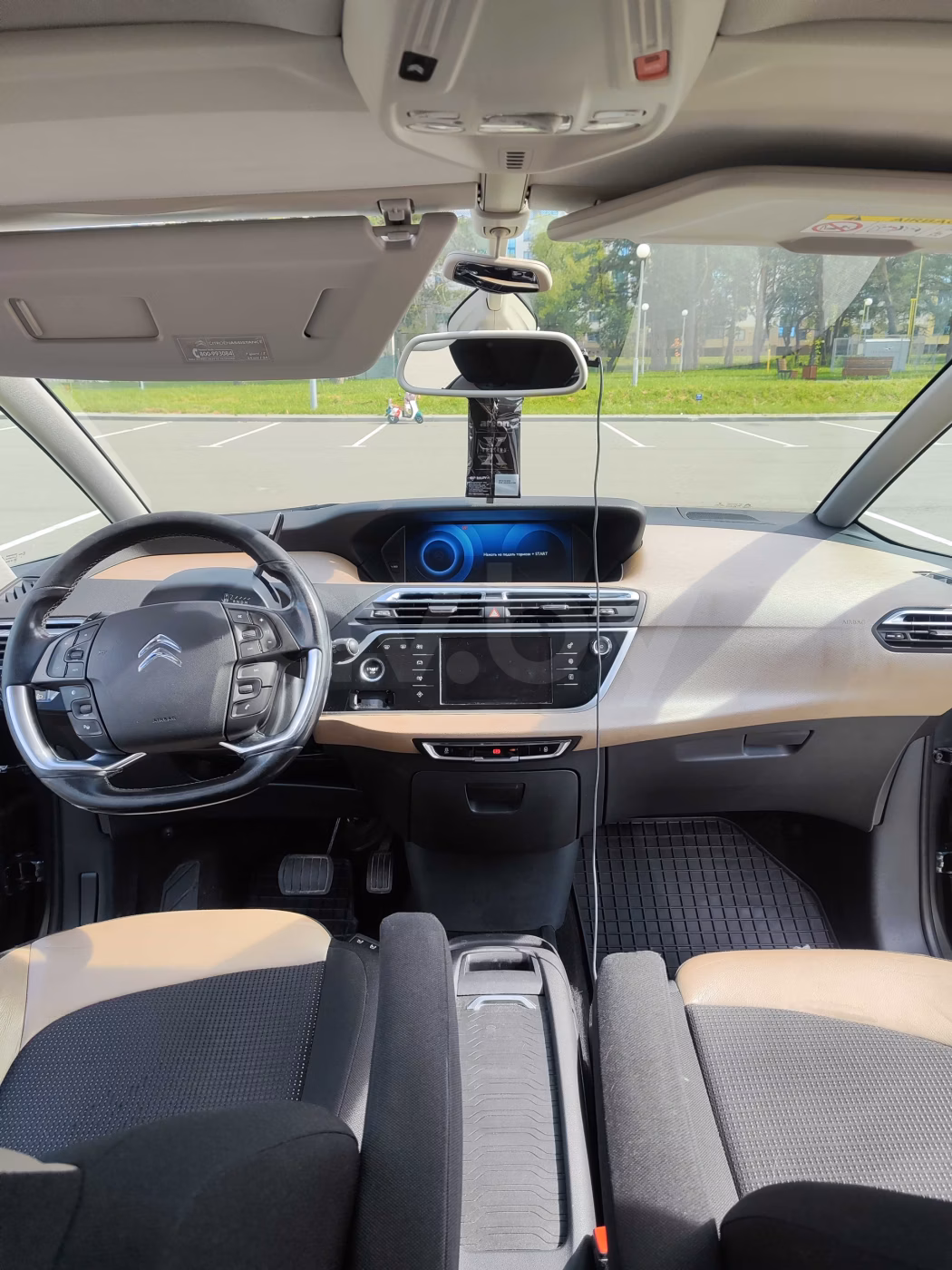 Citroen C4 Grand Picasso фото 11