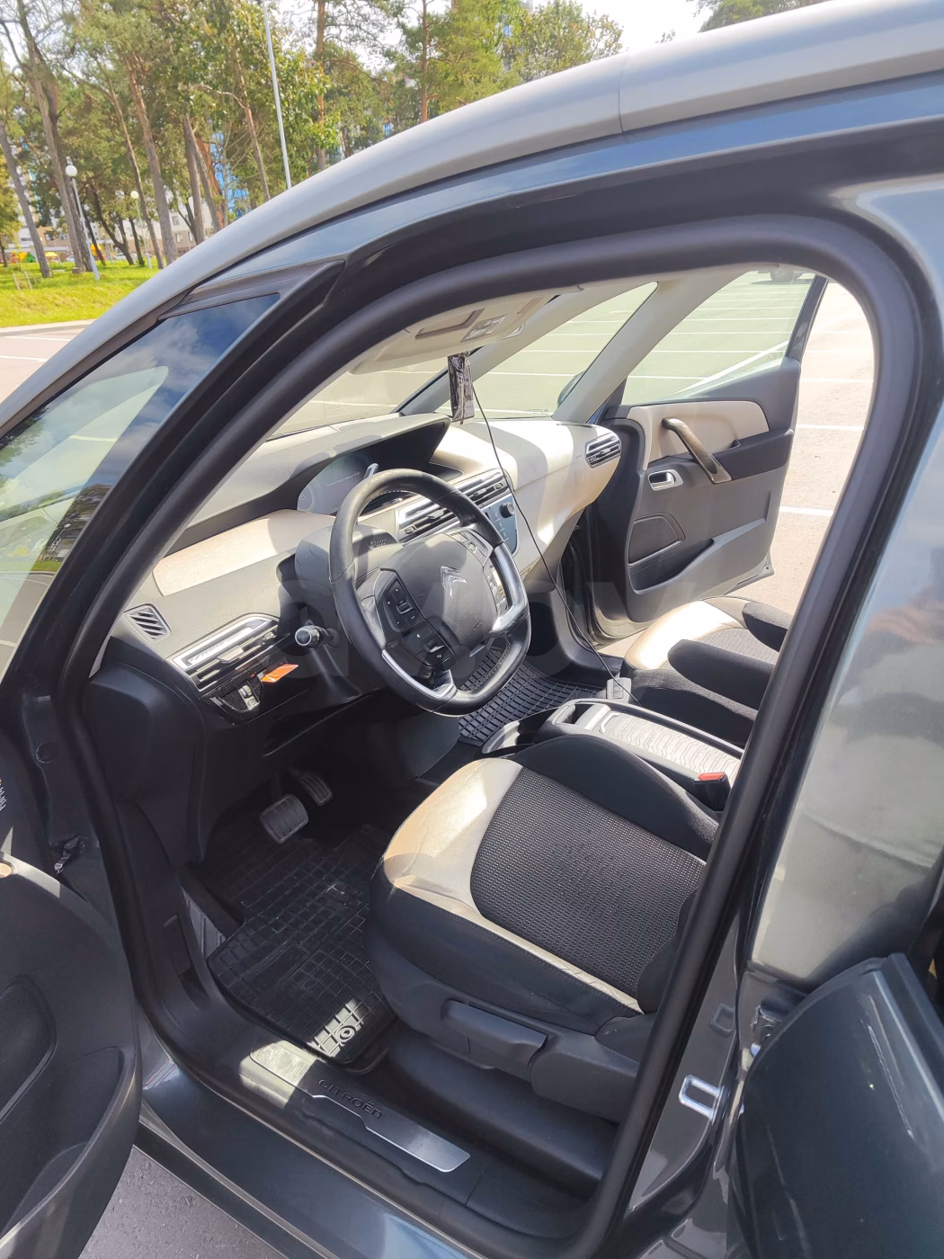 Citroen C4 Grand Picasso фото 13