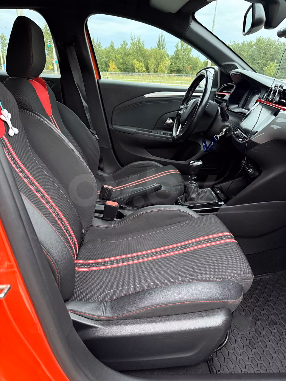 Opel Corsa фото 9