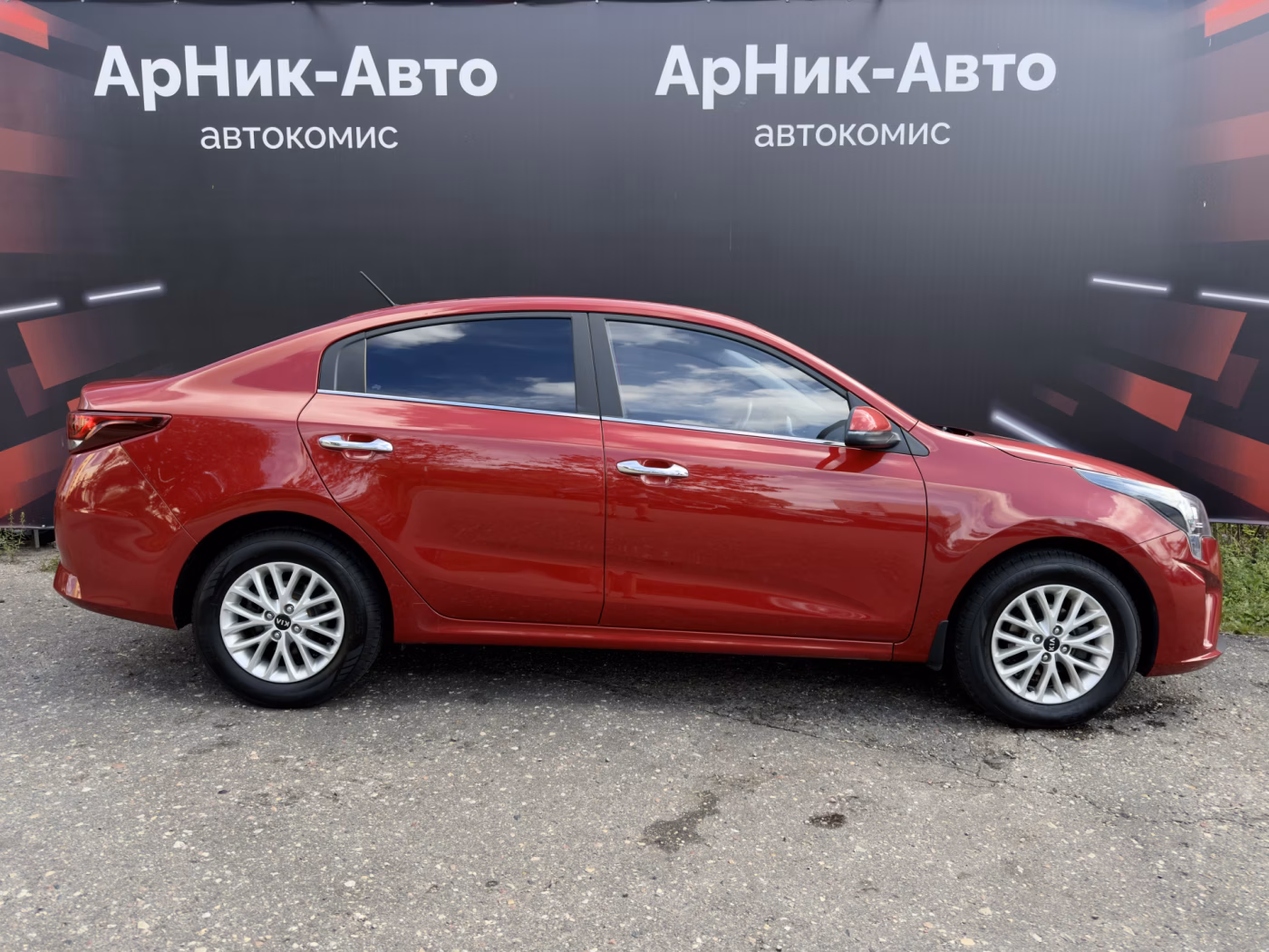 Kia Rio фото 8