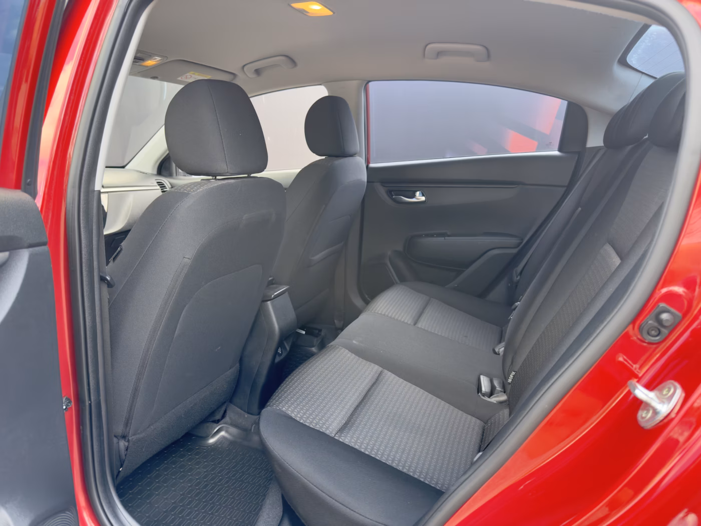 Kia Rio фото 19