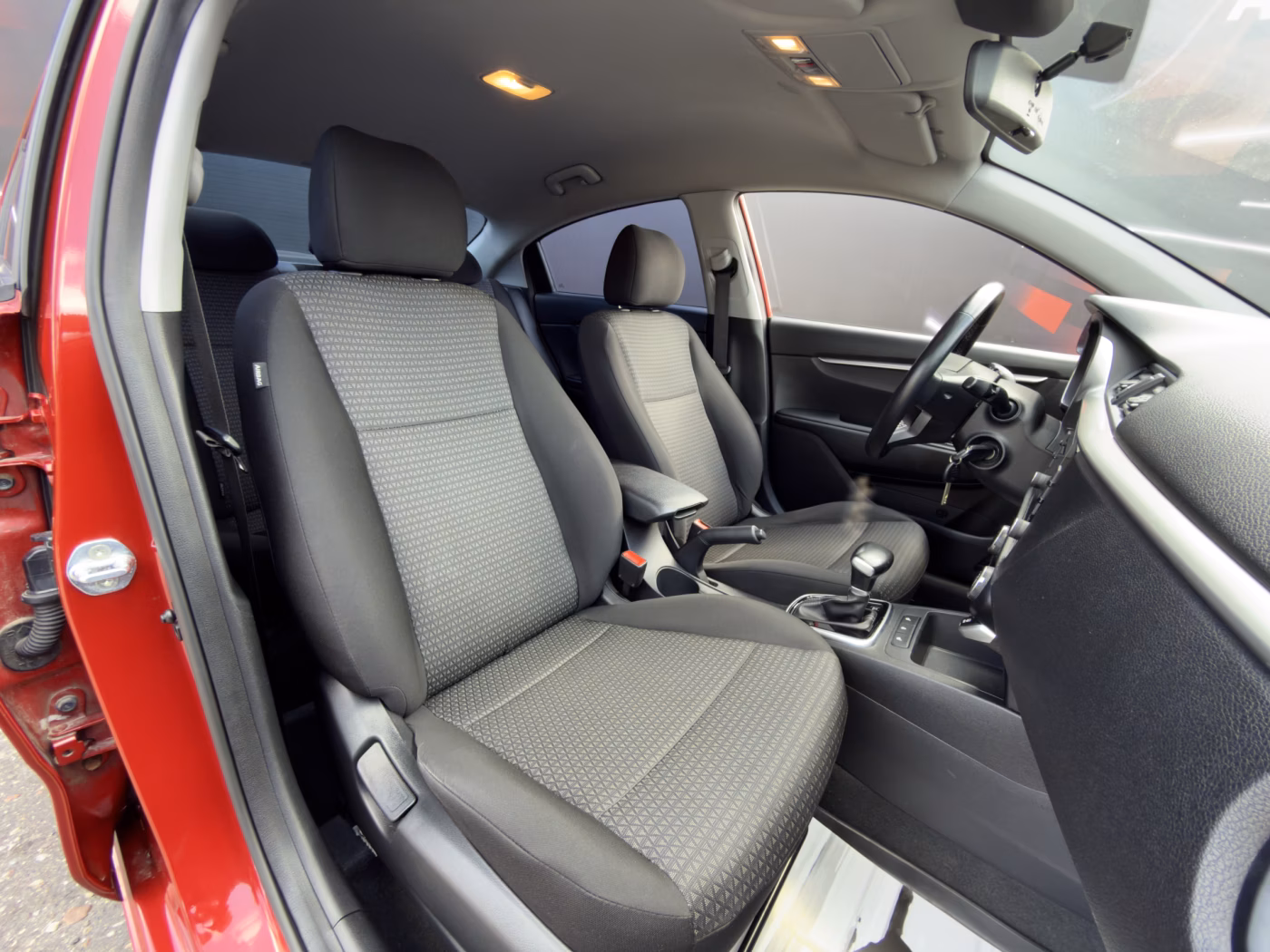 Kia Rio фото 14