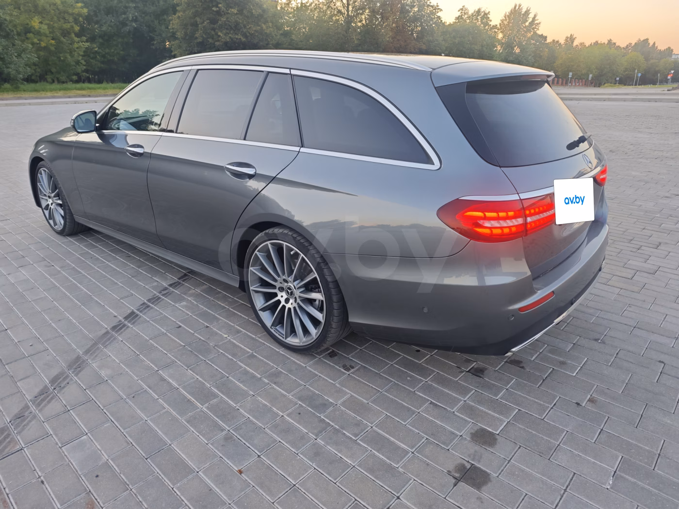 Mercedes-Benz E-Класс фото 4