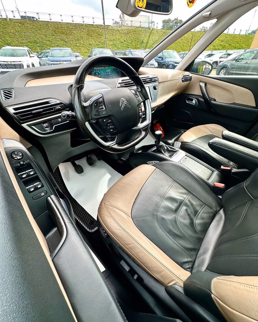 Citroen C4 Grand Picasso фото 10