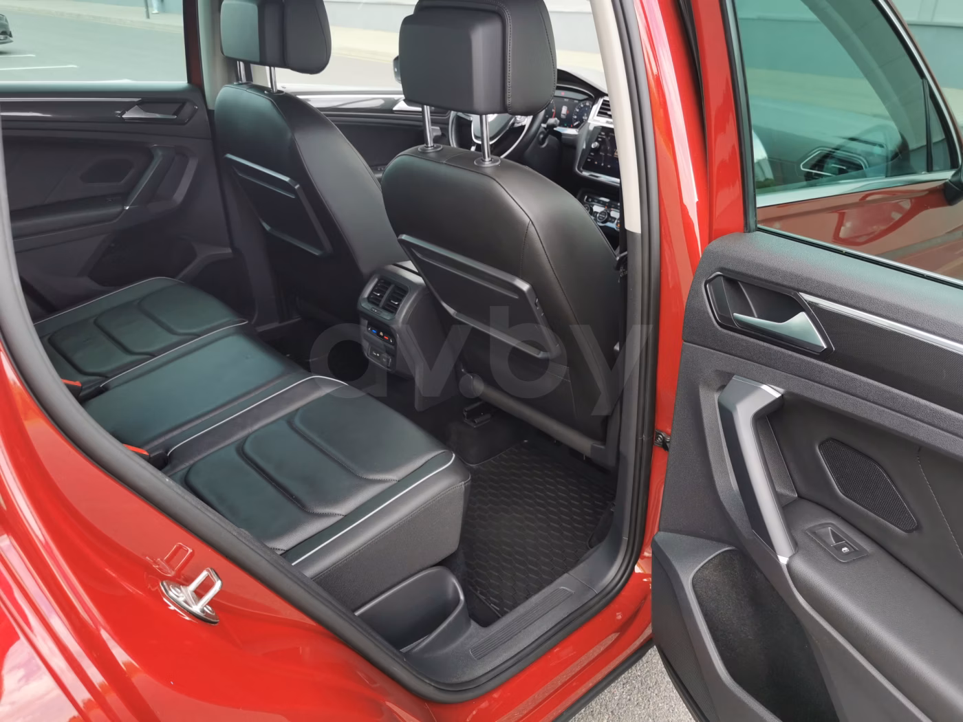 Volkswagen Tiguan фото 17