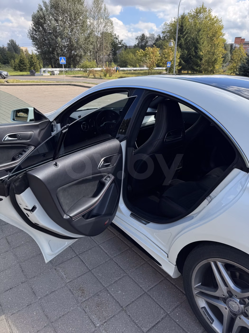 Mercedes-Benz CLA фото 14