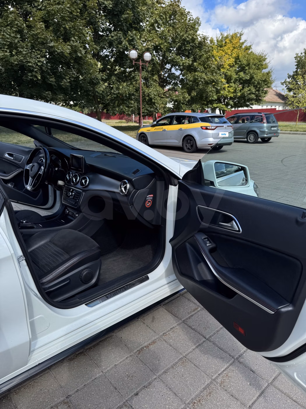 Mercedes-Benz CLA фото 11