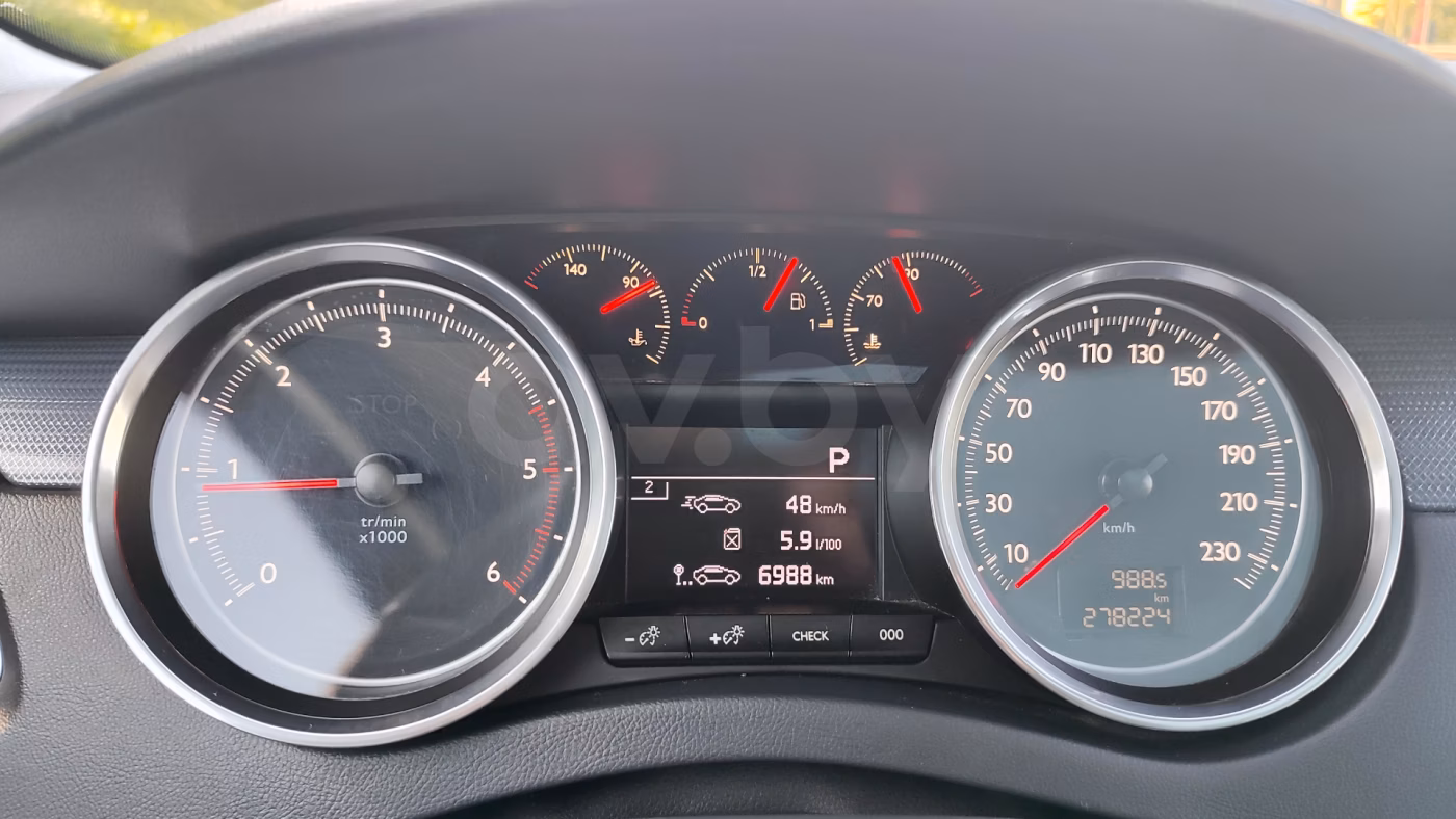 Peugeot 508 фото 17
