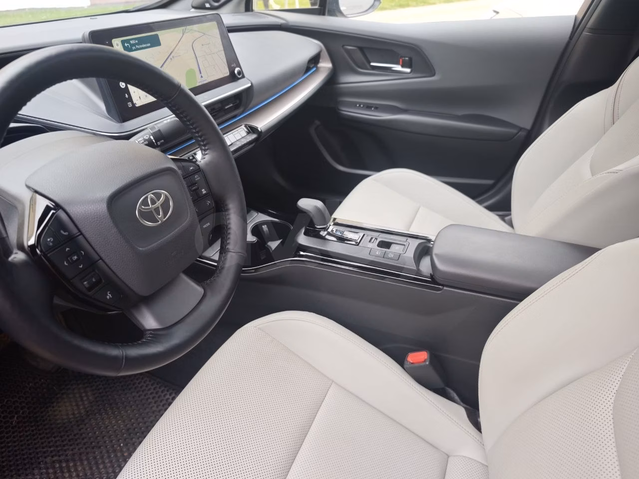 Toyota Prius фото 9