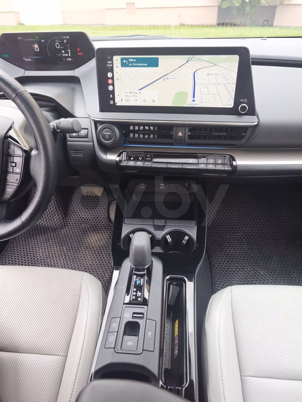 Toyota Prius фото 8