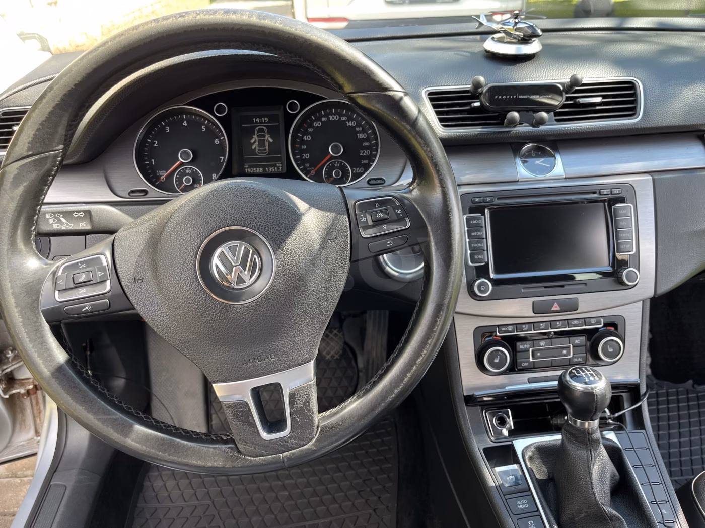 Volkswagen Passat фото 11