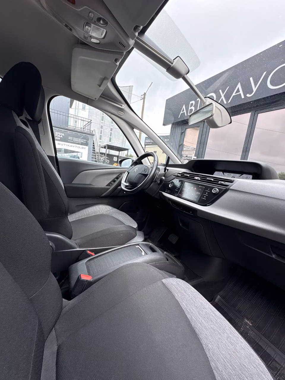 Citroen C4 Spacetourer фото 16