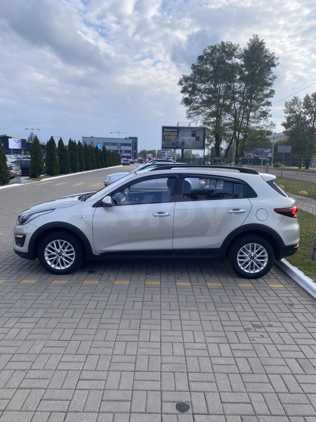 Kia Rio X (X-Line) фото 2